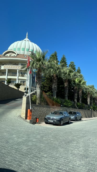 Außenansicht Kirman Belazur Resort & Spa
