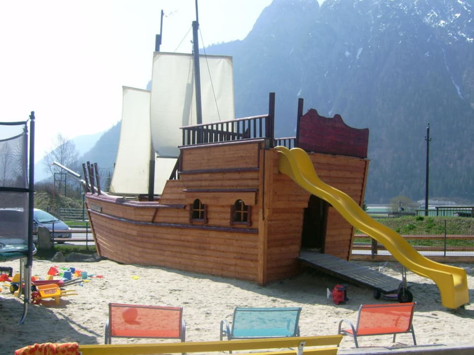 Piratenschiff Familienresort Buchau