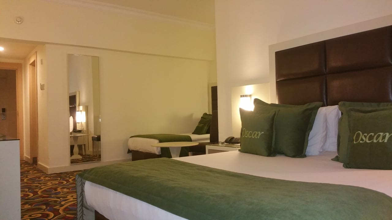 Zimmer Oscar Resort Hotel