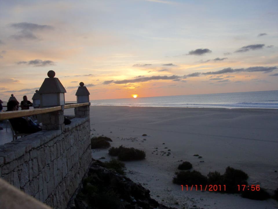 Sonnenuntergang Poolbarblick VOI Praia De Chaves Resort