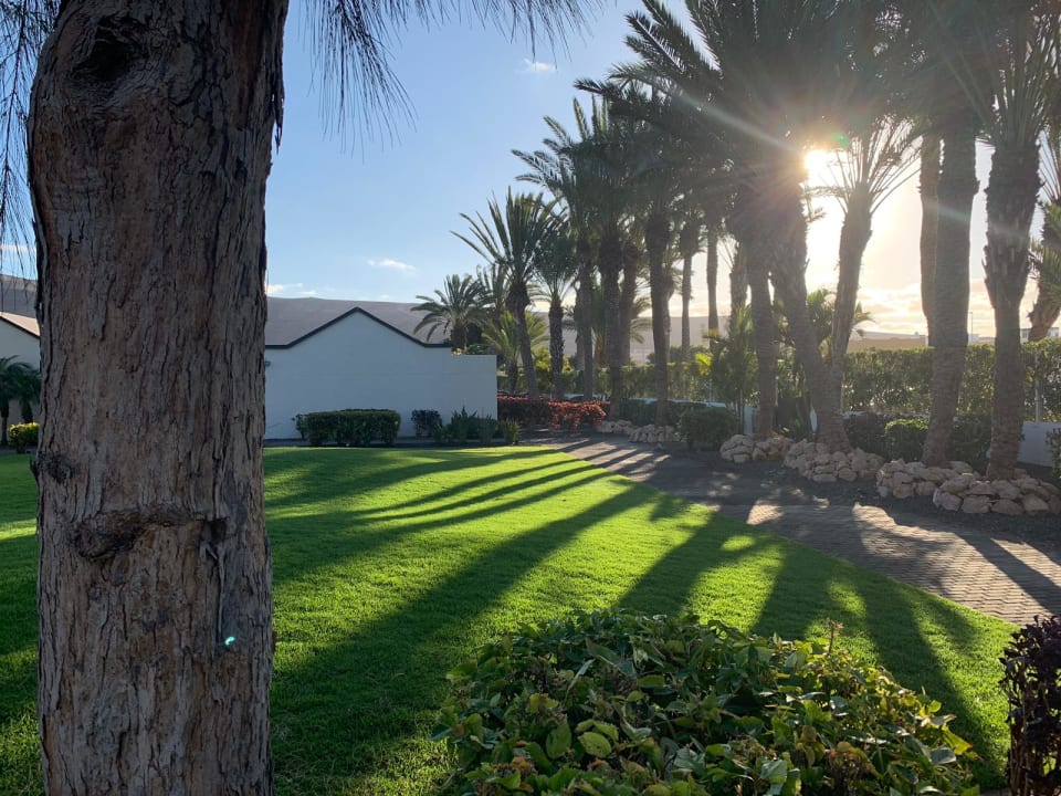 Gartenanlage R2 Romantic Fantasia Suites - Adults only