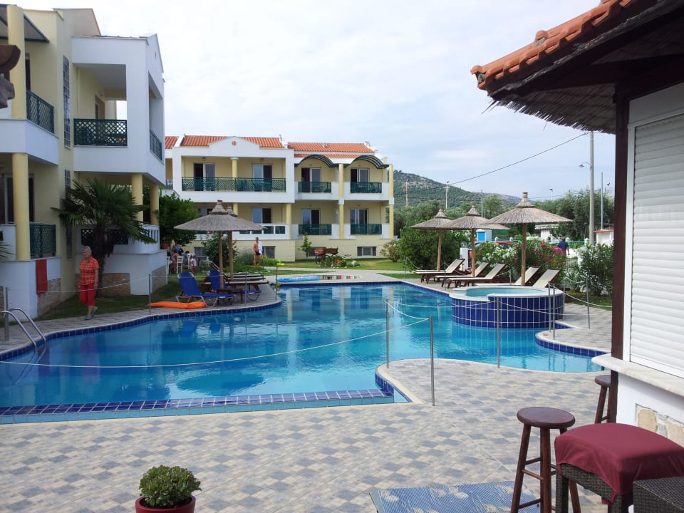 Blick zum Pool Hotel Aegean Sun