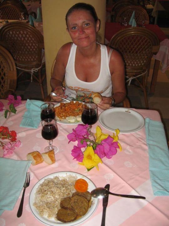 Lecker Essen Hotel African Queen