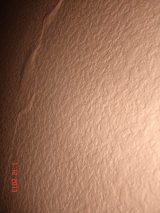 Risse in der Wand Hotel Storck