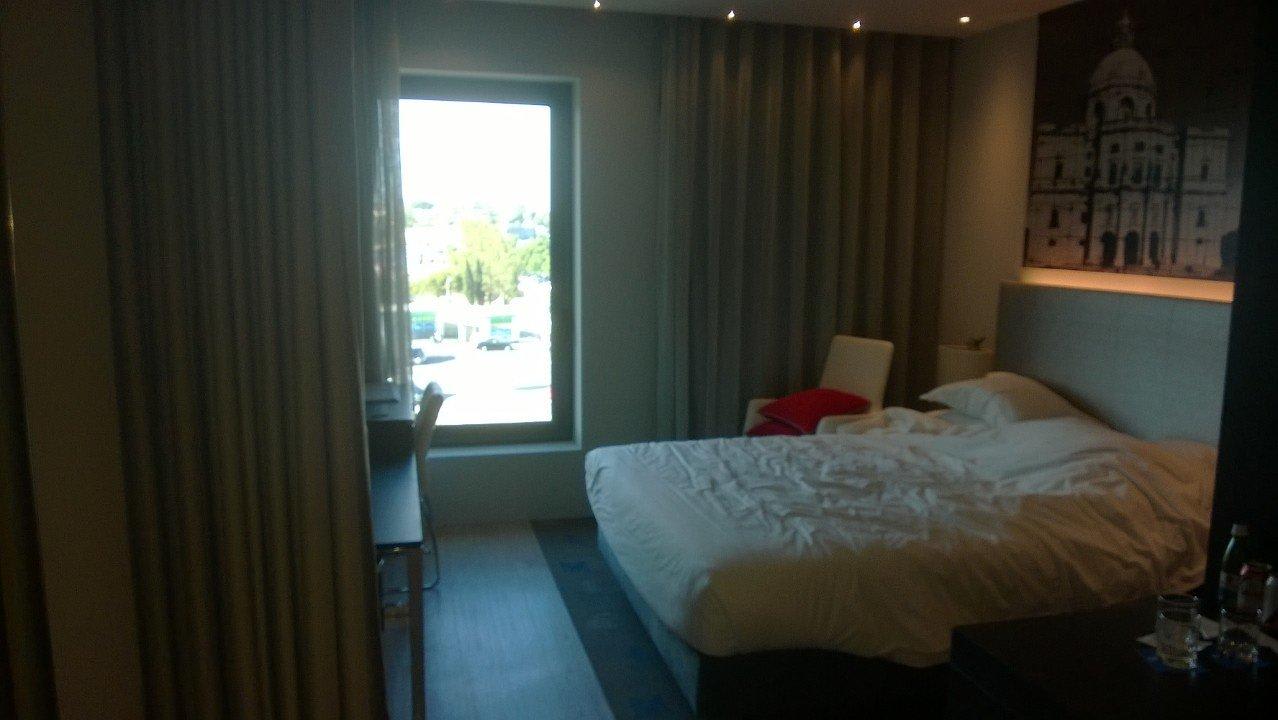 Camera confortevole Meliá Lisboa Aeroporto