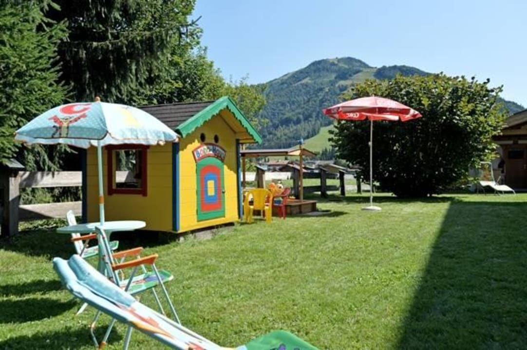 Sandkasten/Kinderhaus Gästehaus Weihrer
