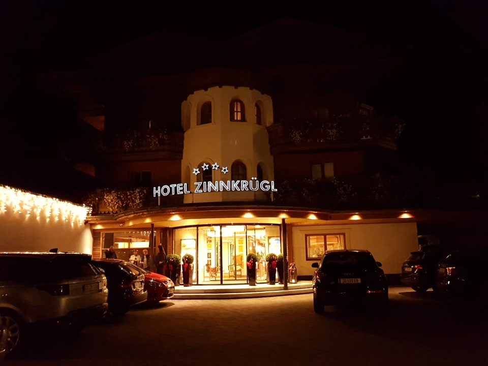 Außenansicht Hotel Zinnkrügl