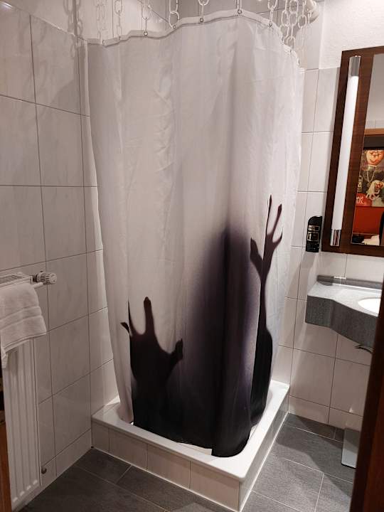 Zimmer EIFELkrimihotel