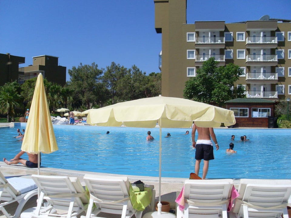 Großer Pool Marvida Family Eco