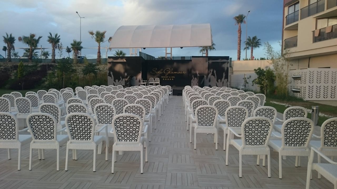 Bühne Glamour Resort & Spa