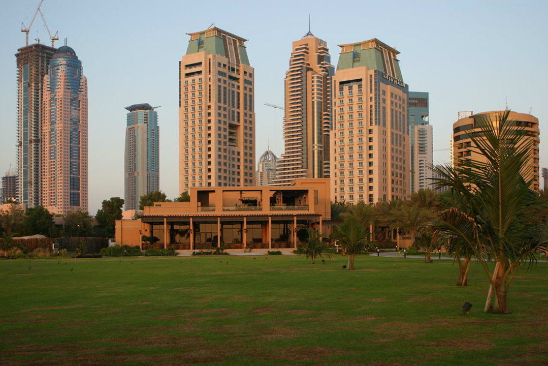 Garten Le Royal Méridien Beach Resort & Spa Dubai