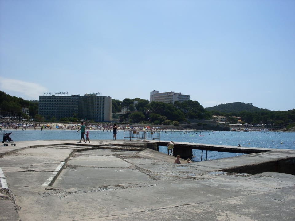 Bild vom Ende der Bucht Hotel Vibra Beverly Playa