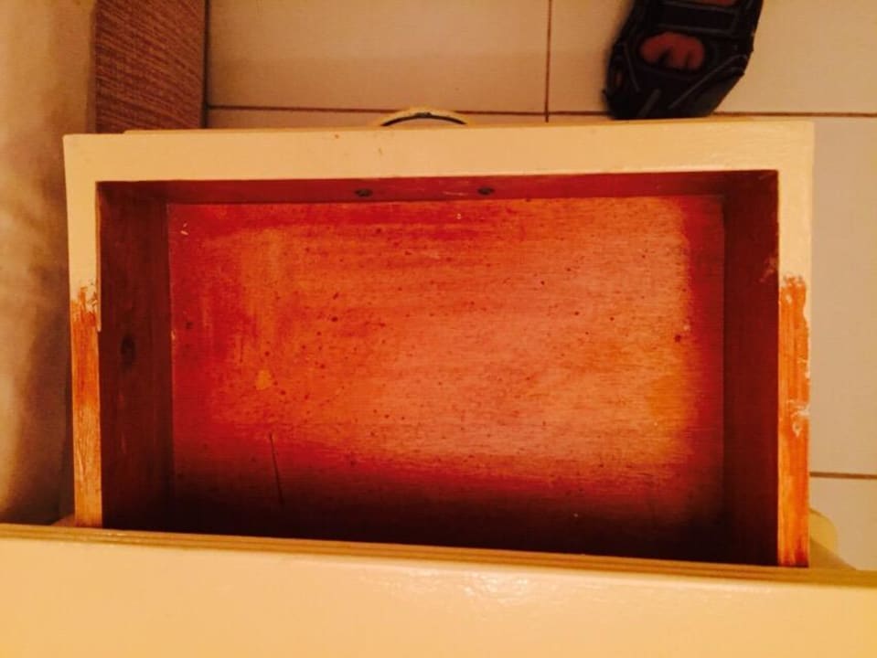 Farbe bekommt immer nur die Forderfront der Möbel The Grand Hotel Hurghada