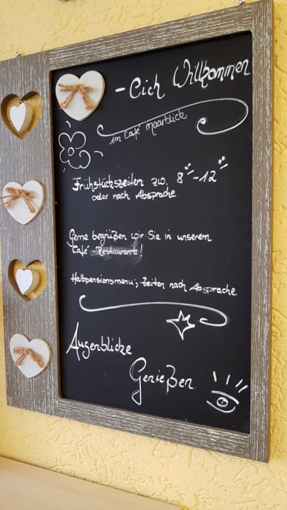 Eingangsbereich im Gästehaus Pension Maarblick