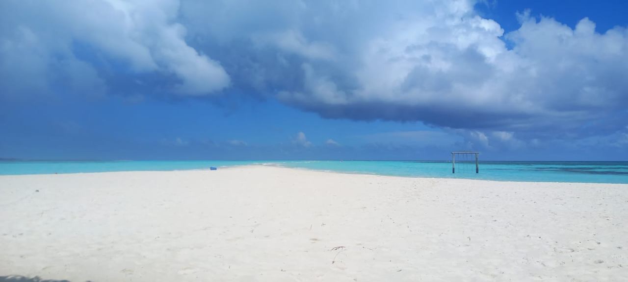 Strand Kuredu Island Resort & Spa