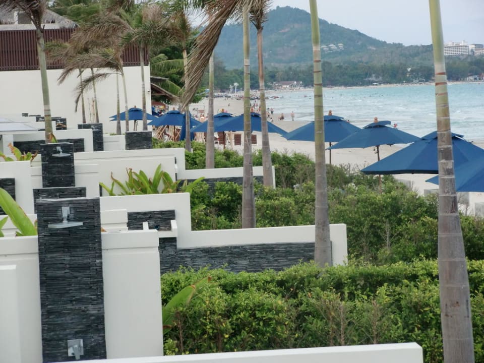 Blick auf die Beachfrontvillen Samui Resotel Beach Resort