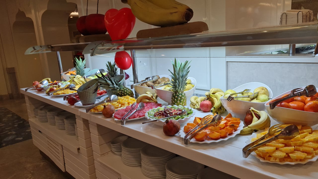 Gastro Royal Taj Mahal Hotel