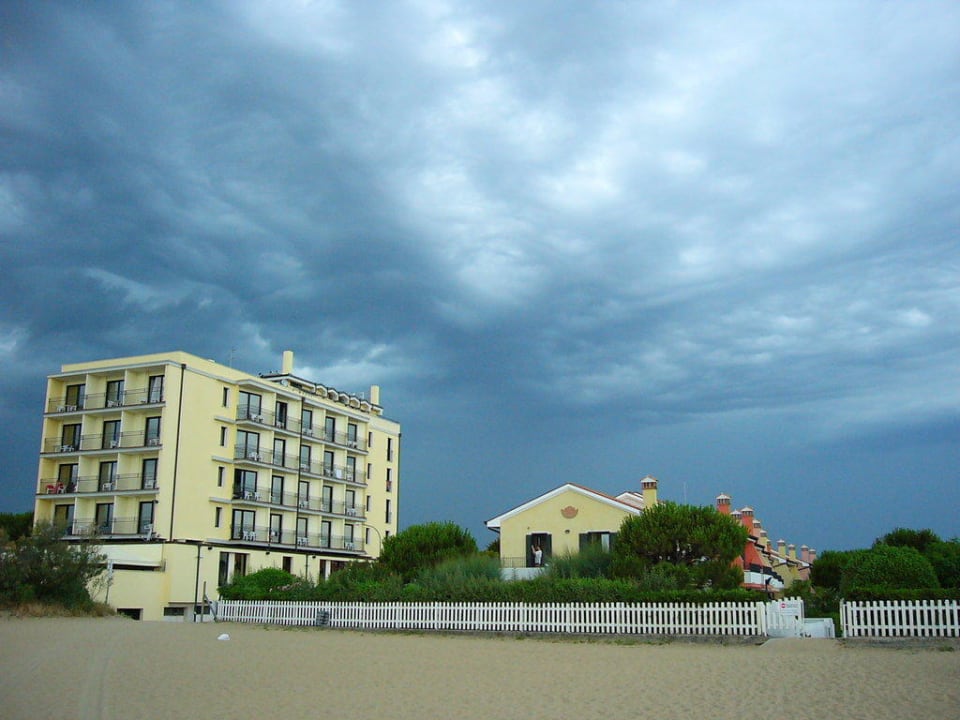 Fenix od pláže v Cavallinu Hotel Fenix