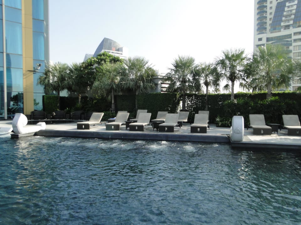 Pool Grande Centre Point Hotel Terminal 21