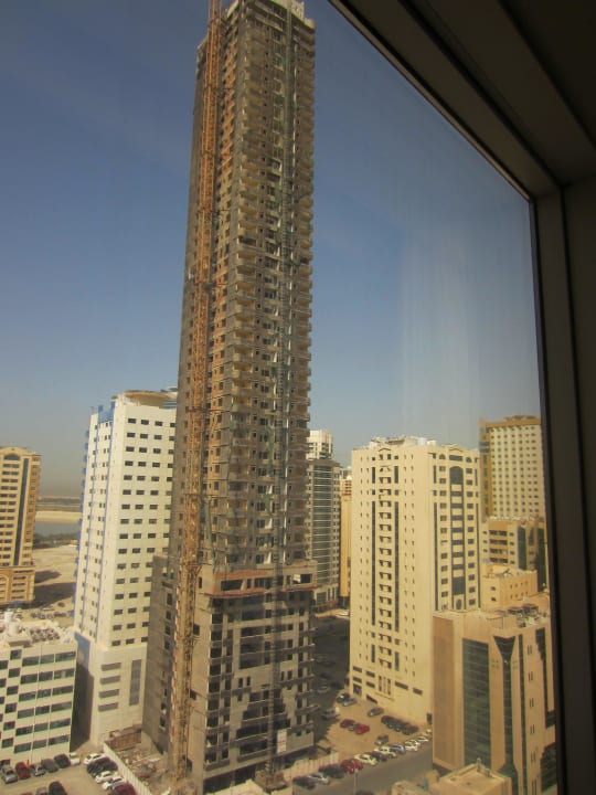 Blick aus unserem Zimmer in der 13. Etage Corniche Hotel Sharjah