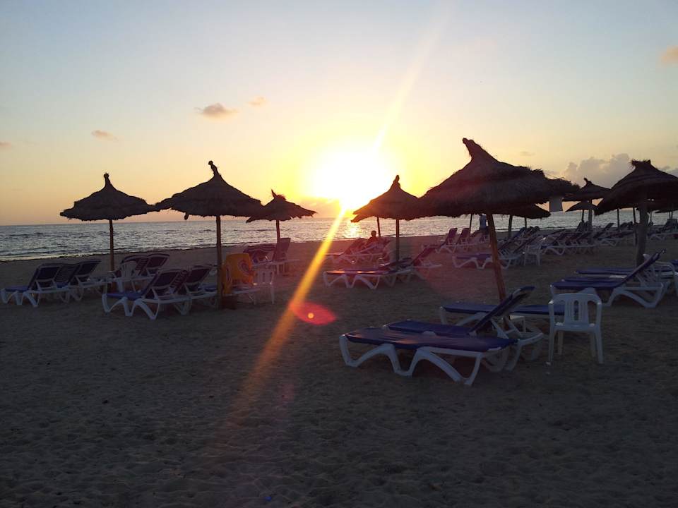 Der Tag erwacht Calimera Yati Beach