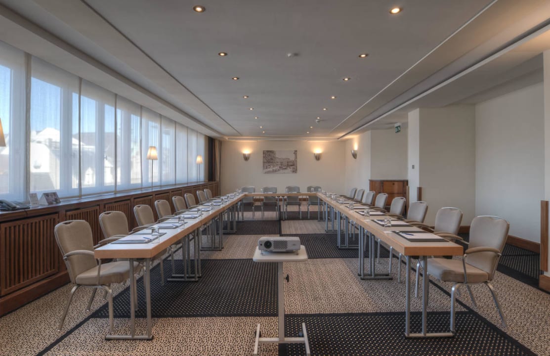 Tagungsraum Kochbrunnen  Radisson Blu Hotel Schwarzer Bock