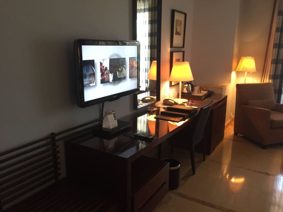 Board Hotel Kempinski Ishtar Dead Sea