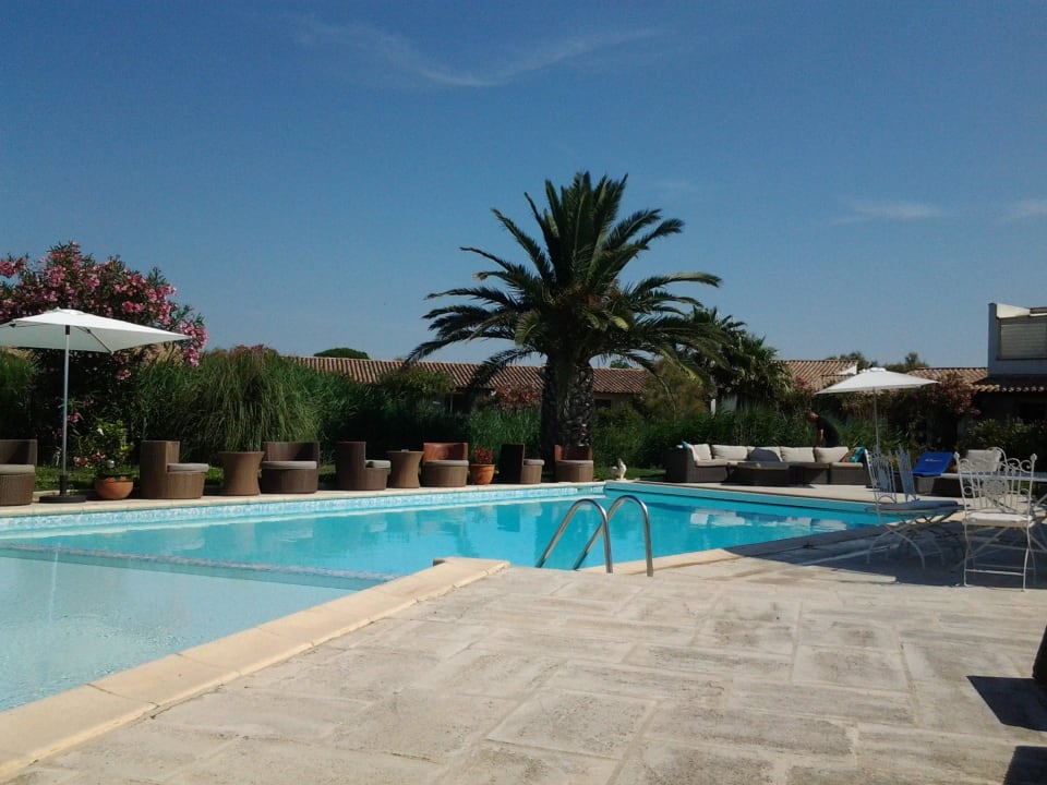 Am Pool Hotel La Tramontane