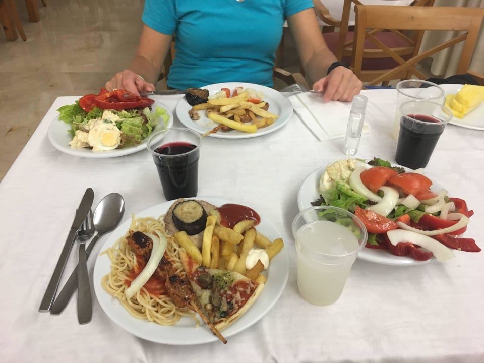 Typisches Essen Bei Juan Playa Blanca