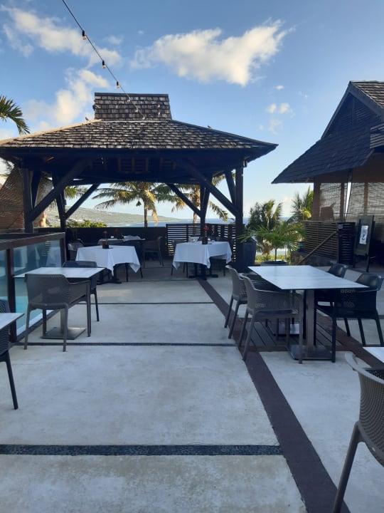 Gastro Iloha Seaview Hotel