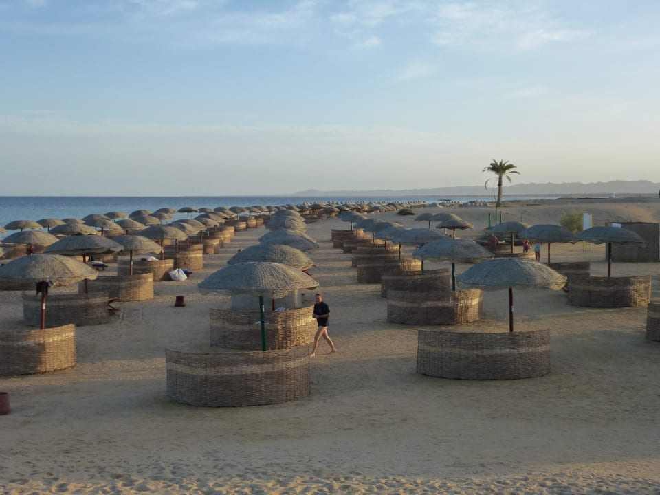 Strand mit Windschutz Hotel Gorgonia Beach Resort