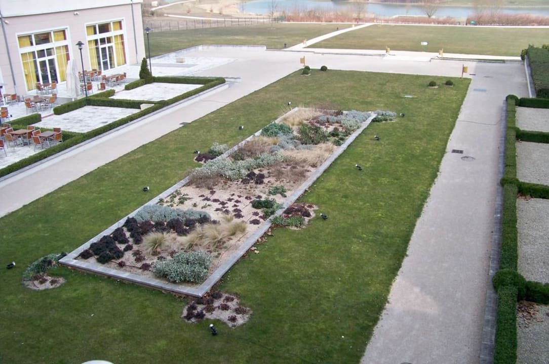 Garten Grand Magic Hotel