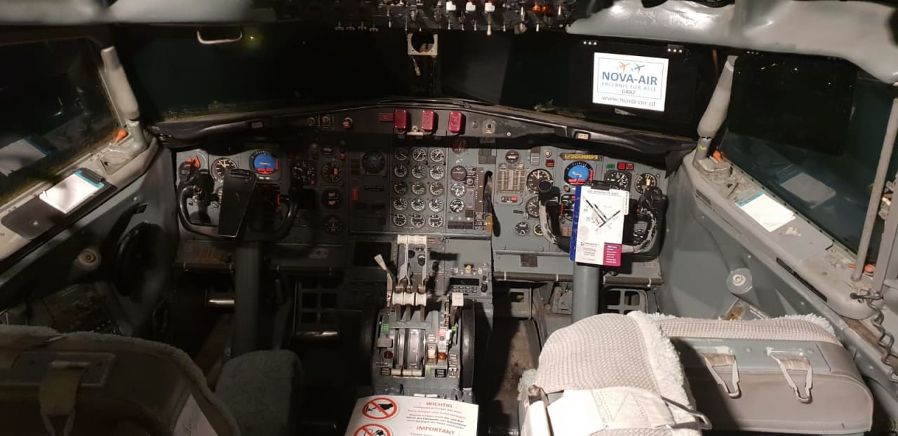 Sonstiges NOVAPARK Flugzeughotel Graz