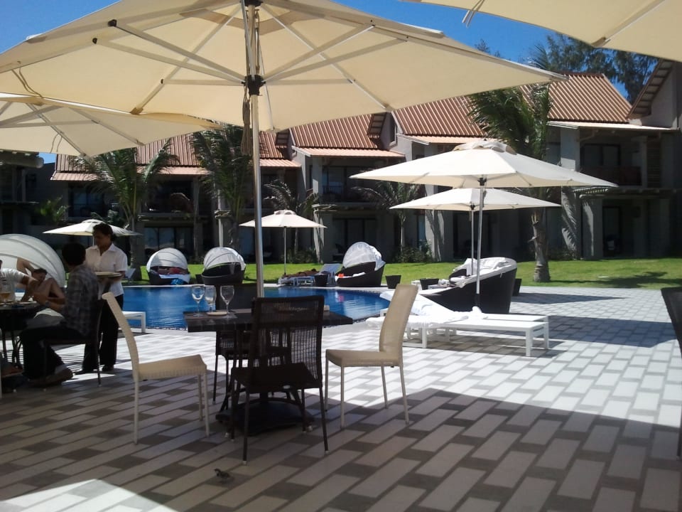 Strandrestaurant Crystals Beach Resort Belle Mare, a member of Radisson Individuals