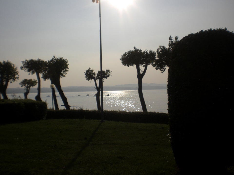 Strand The Garda Village