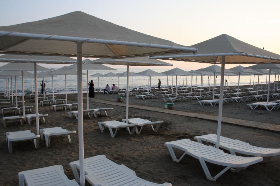 Liegen am Strand Aydinbey Gold Dreams
