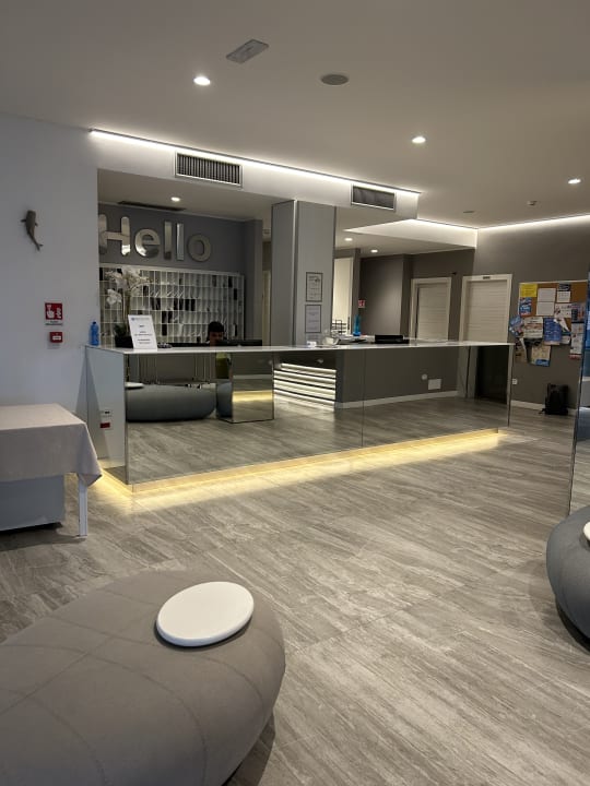 Lobby Marina Palace Hotel