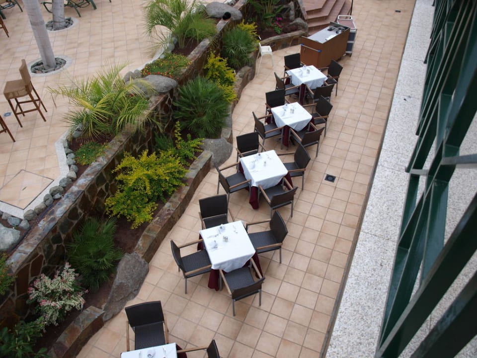Essbereich Außen allsun Hotel Esplendido