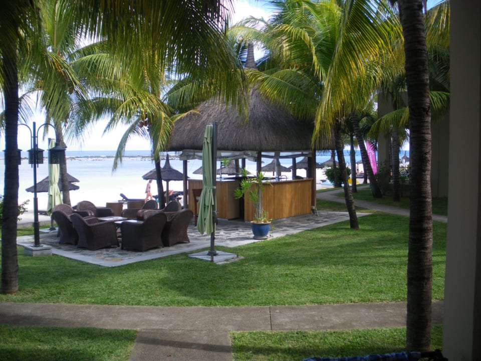 Zusätzliche Bar im Aussenbereich. Hotel Villas Caroline