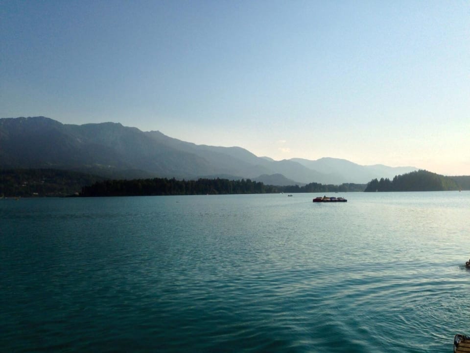 Blick auf den See Strandhotel Faak