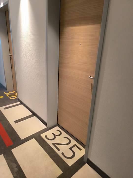 Zimmer Essential by Dorint Stuttgart-Airport