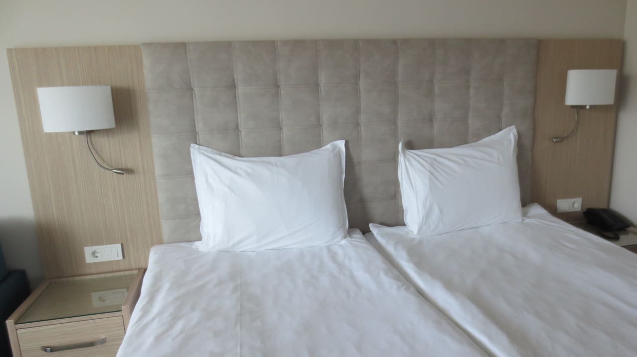 Zimmer Astoria Hotel