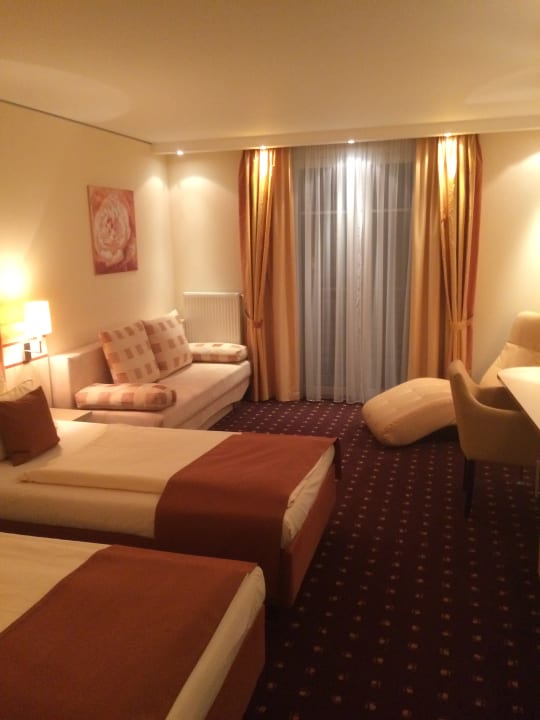 Zimmer Roomingtons Hotel Kaiserhof