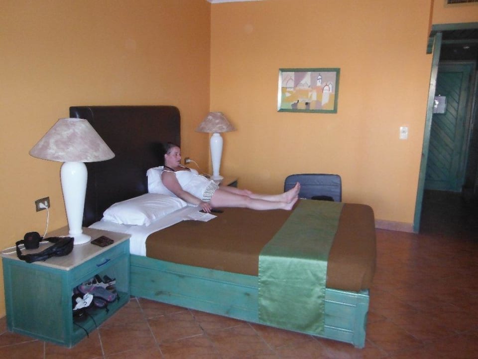 Zimmer Arabia Azur Resort