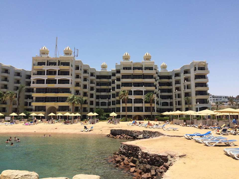 Sonnenplätze gibt es genug SUNRISE Holidays Resort (Adults Only)