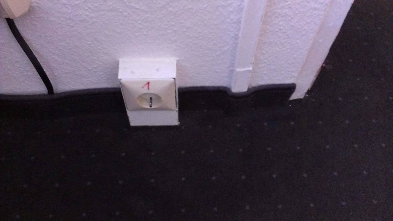 Sehr schön verarbeitet - nicht! Days Inn Leipzig City Centre