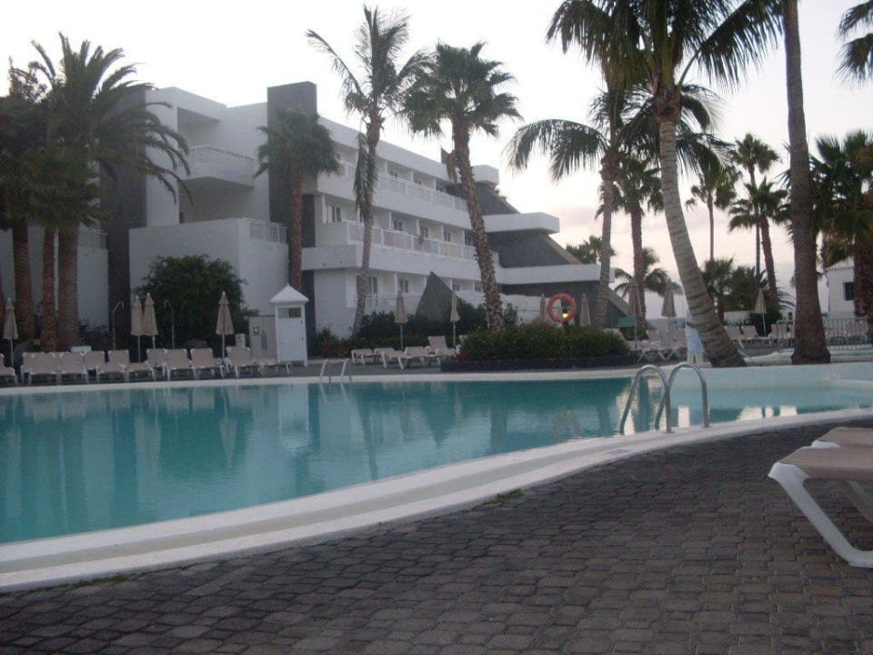 1 pool Hotel Riu Paraiso Lanzarote