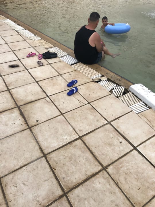 Pool Hotel La Couronne