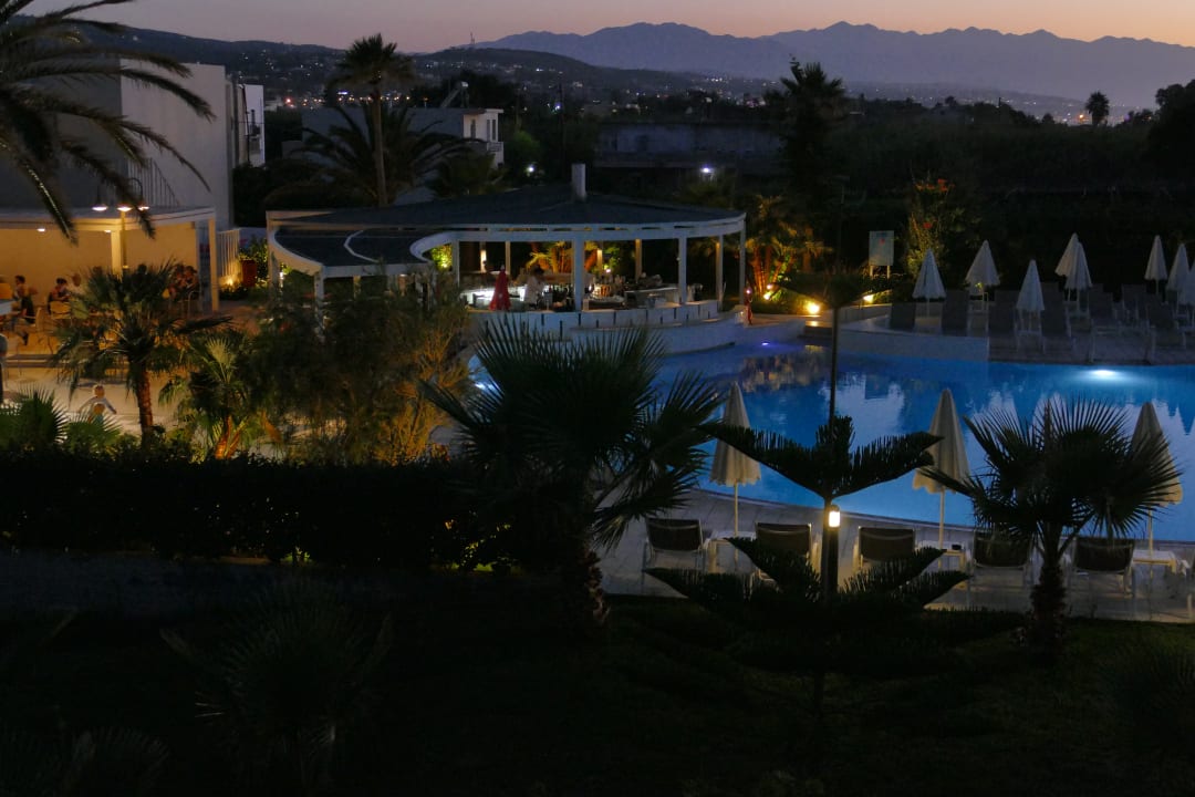 Pool Hotel Minos Mare Beach