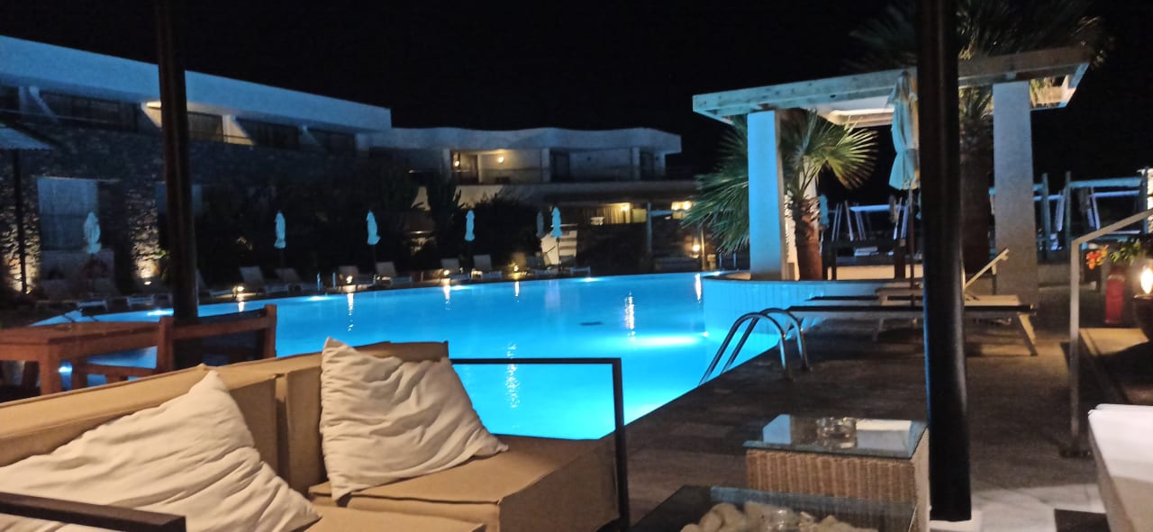 Pool The Island Hotel